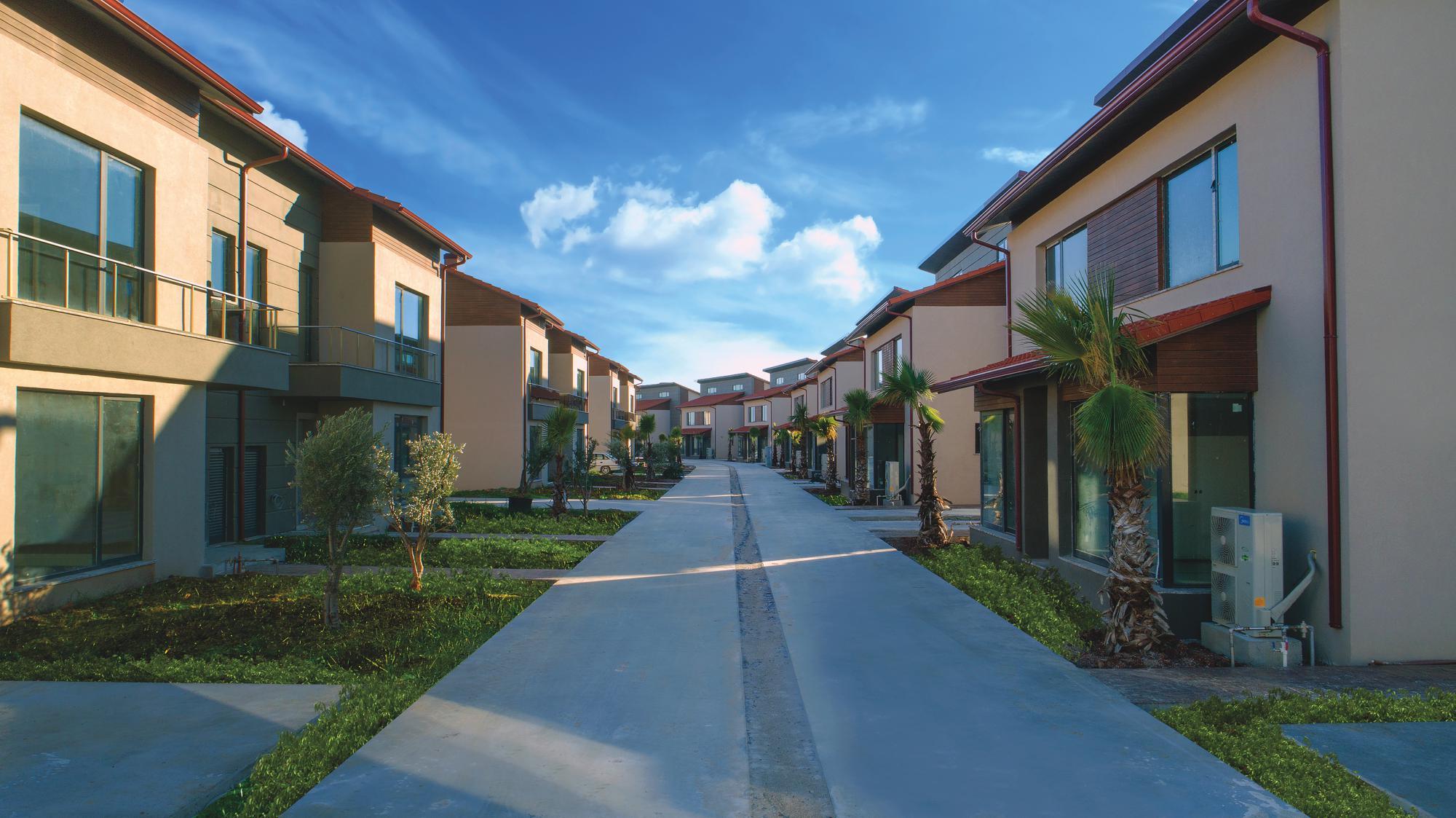 Altınkale konut projesi: Palm City Modern — Döşemealtı, Antalya